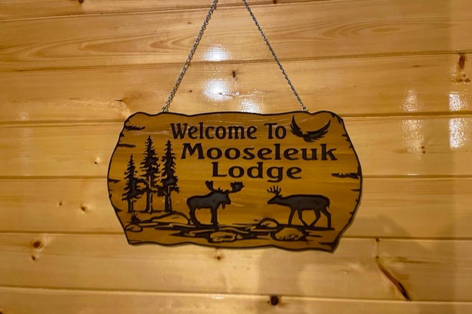 Mooseleuk Lodge The Highlands Exteriör bild